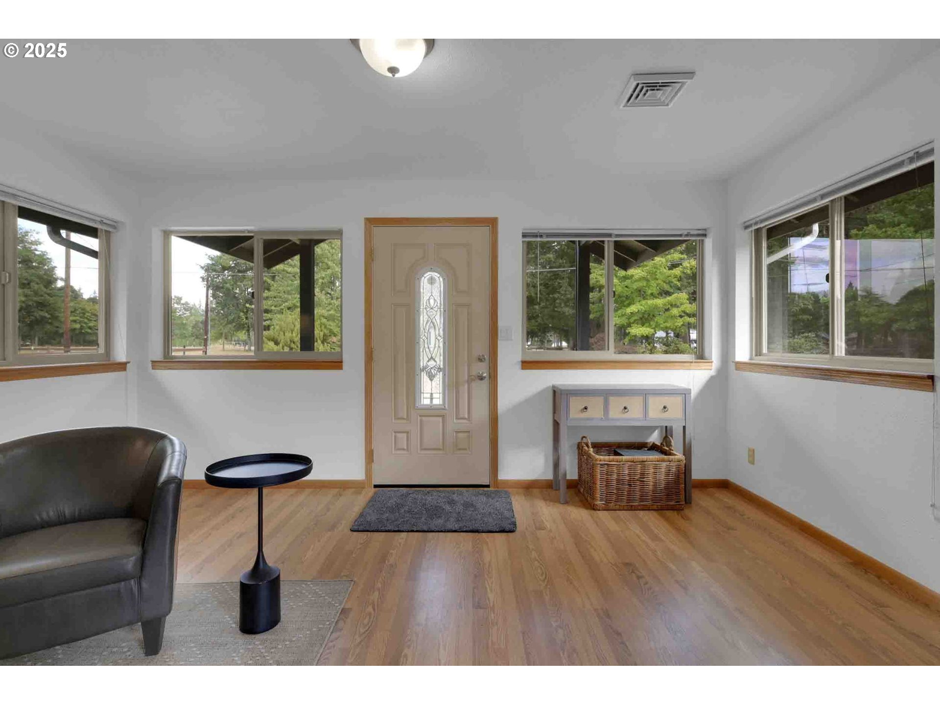 89452 Demming Road Elmira, OR 97437 - Photo 5 of 42 Gallery Image 5
