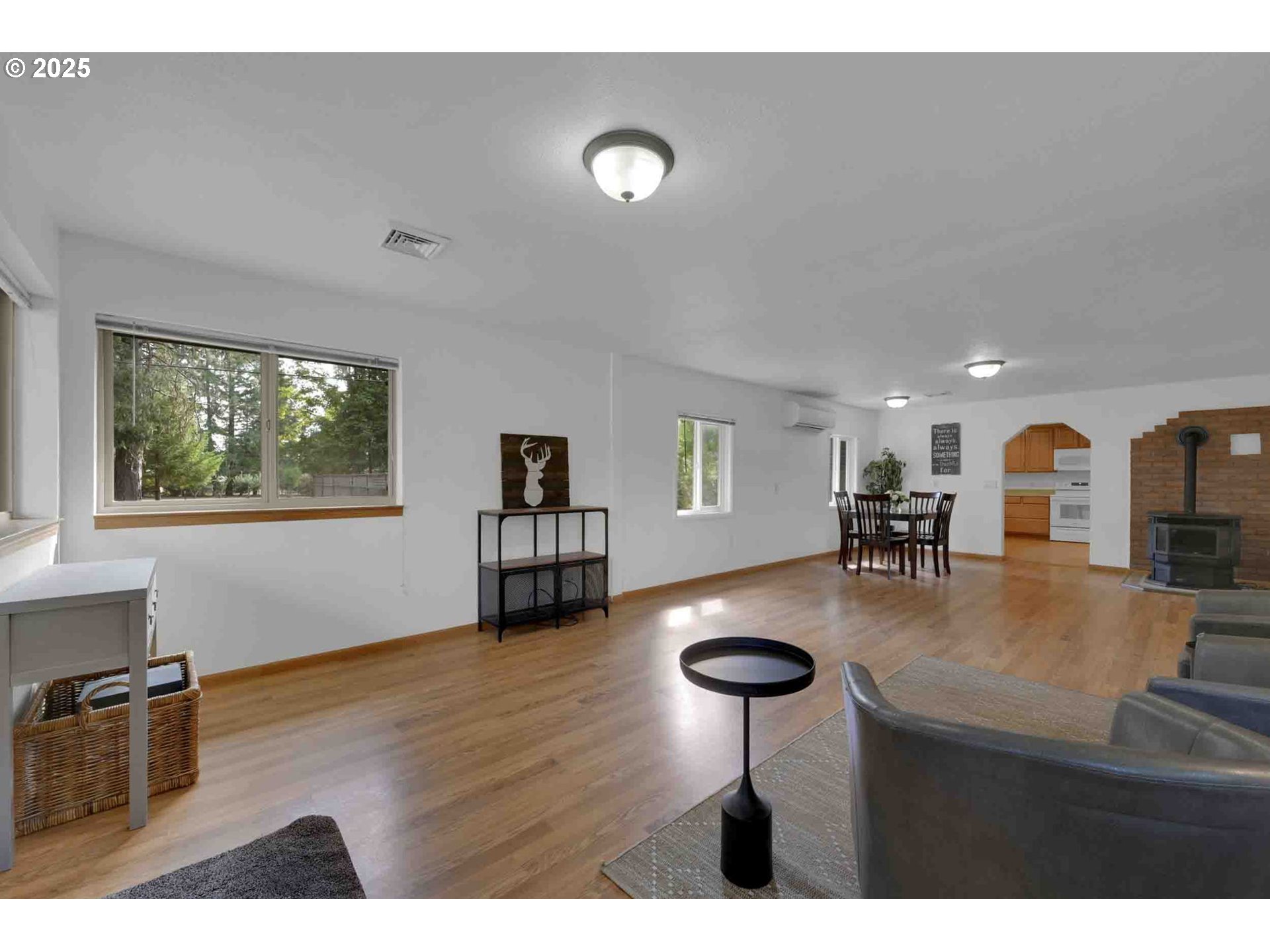 89452 Demming Road Elmira, OR 97437 - Photo 7 of 42 Gallery Image 7