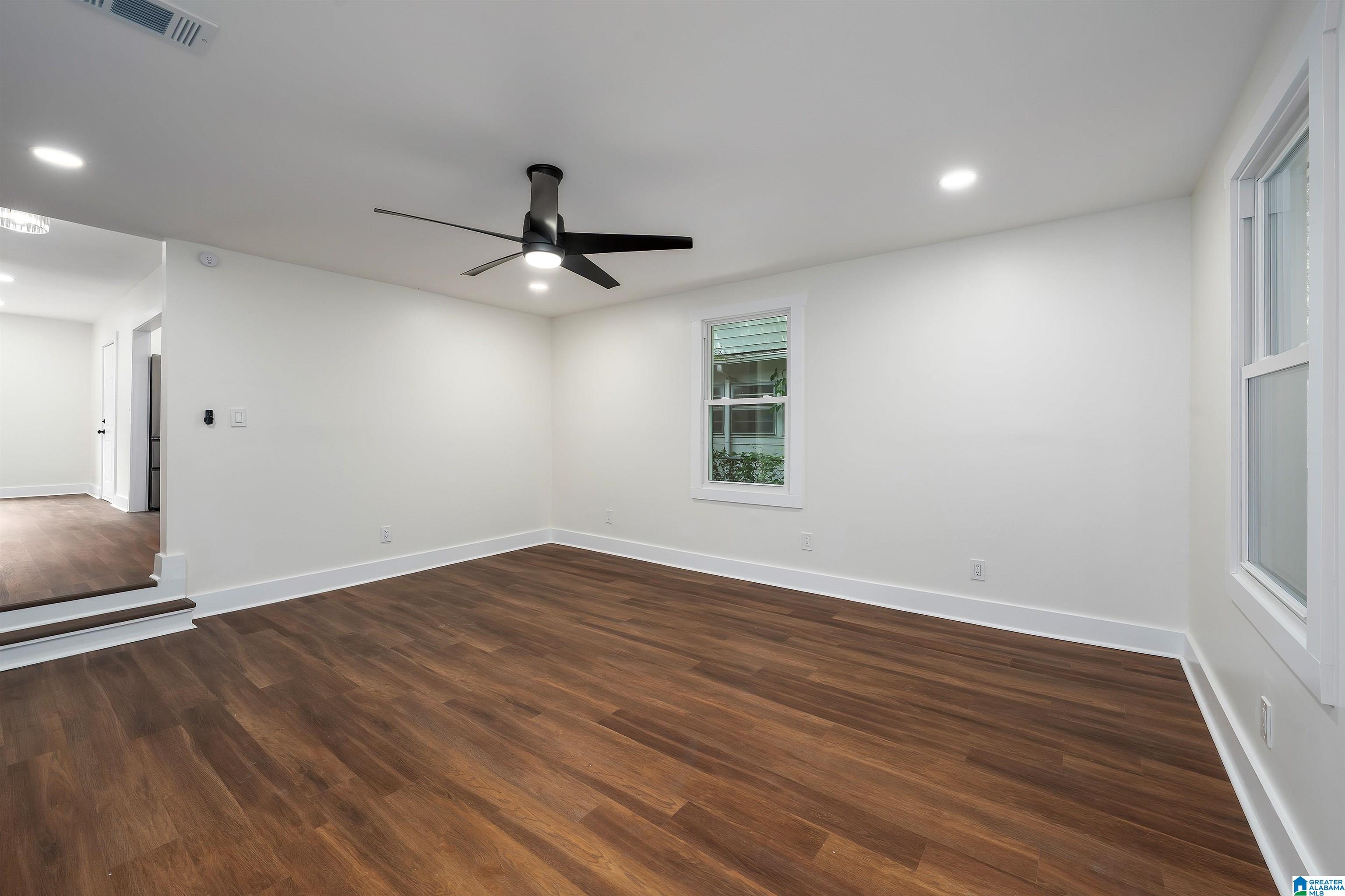 721 47th Way South Birmingham, AL 35222 - Photo 12 of 33