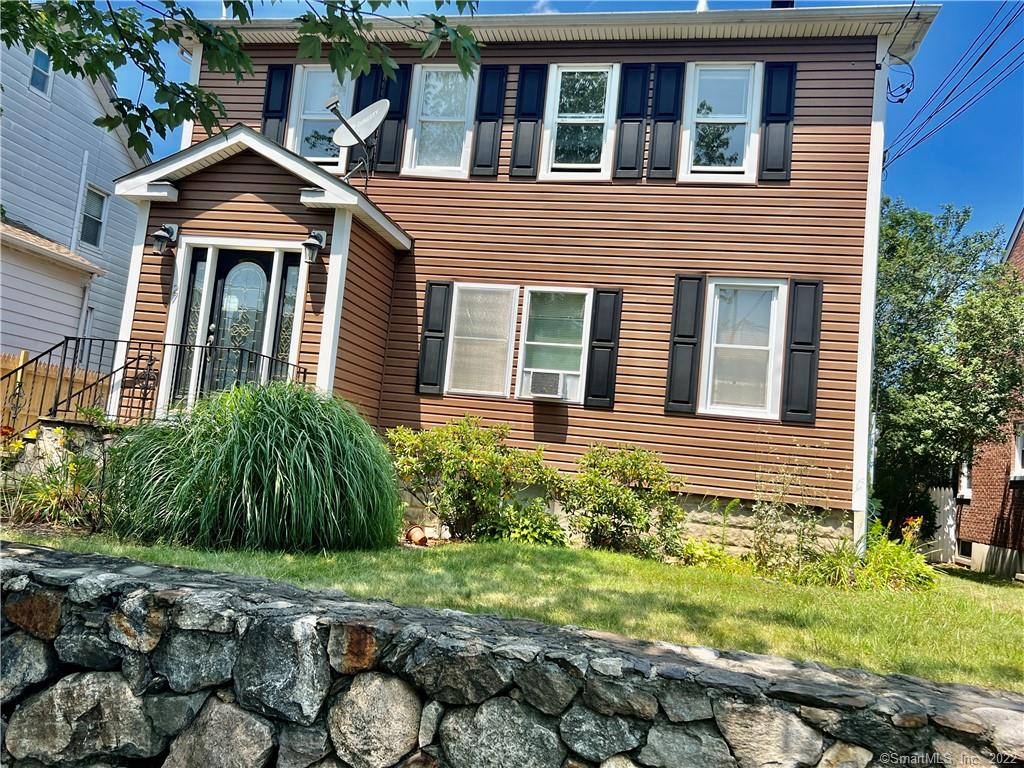 27 Hall Place, Stamford, CT 06902 Compass