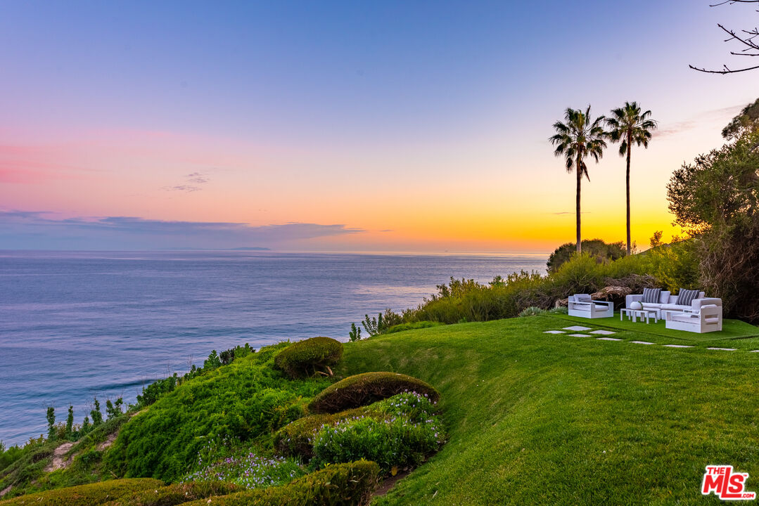 29122 Cliffside Drive Malibu, CA 90265 - Photo 26 of 39
