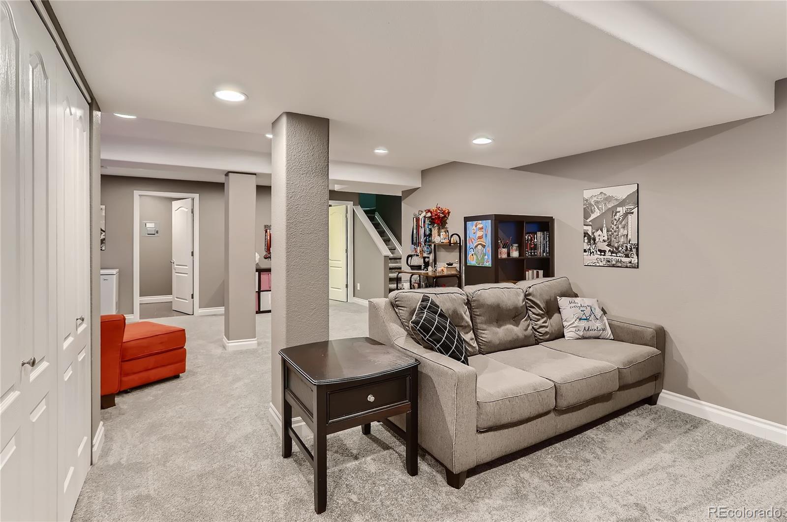3140 Redhaven Way Highlands Ranch, CO 80126 - Photo 33 of 40 Gallery Image 33