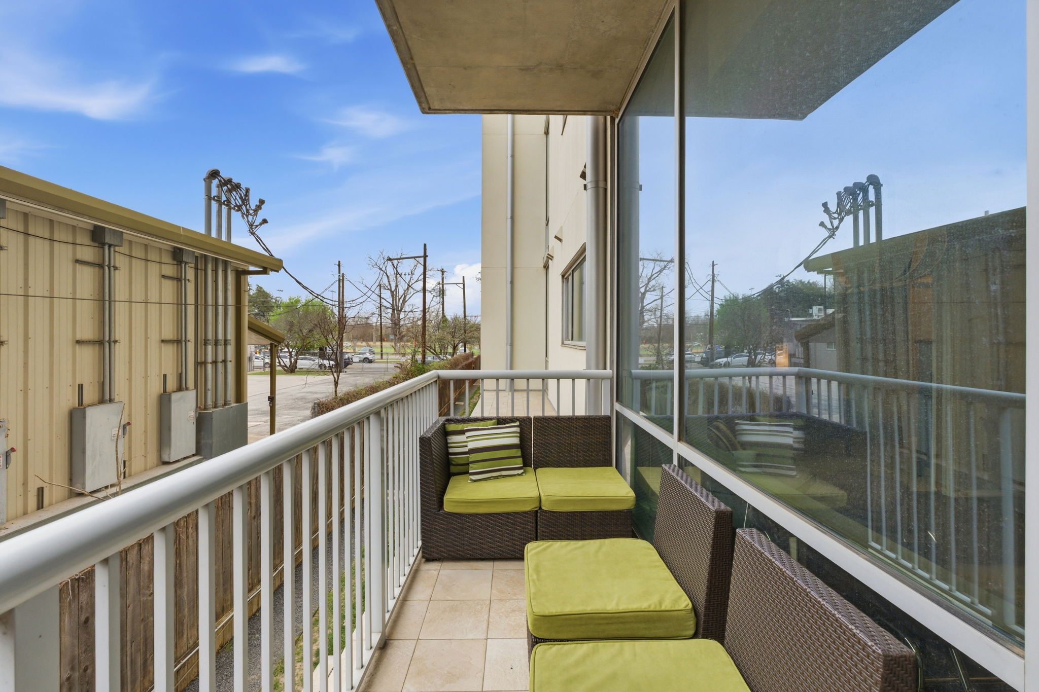 1600 Barton Springs Road, Unit 1106 Austin, TX 78704 - Photo 22 of 39 a view of balcony with couch