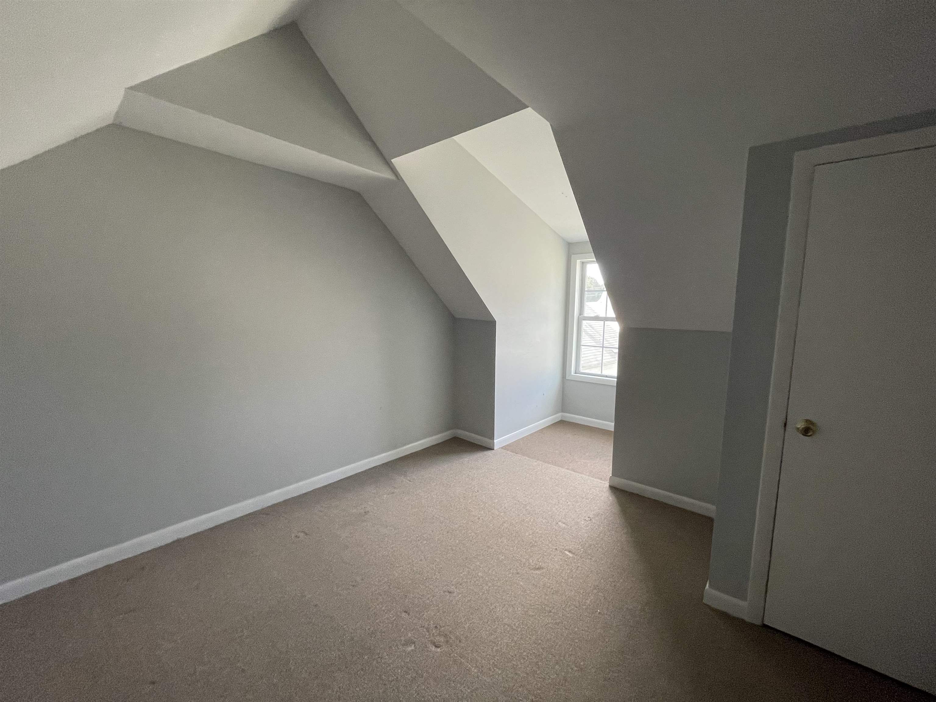 46 Terrill Street, Unit 3 Rutland, VT 05701 - Photo 11 of 15 Gallery Image 11
