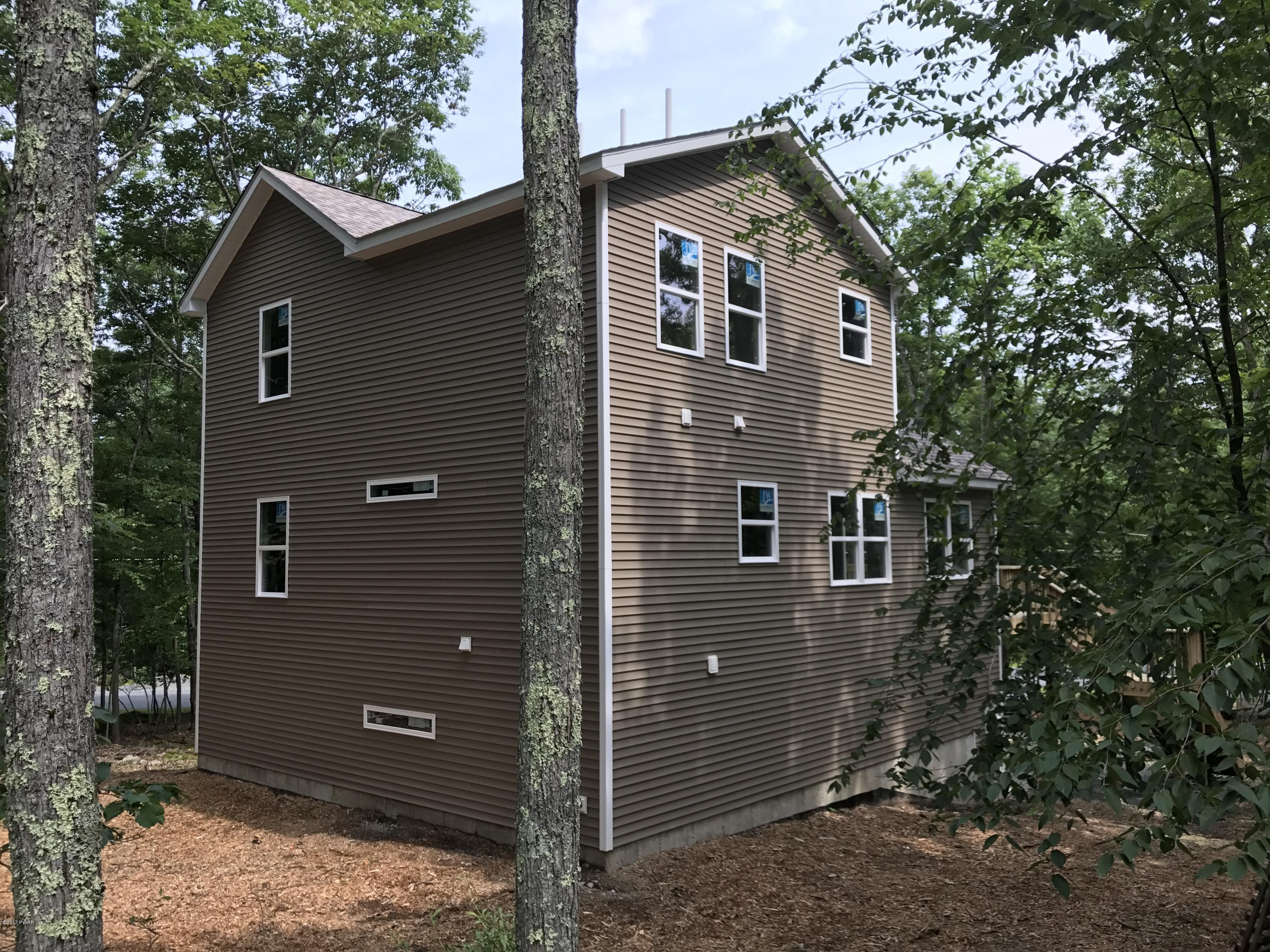 107 Eagle Rock Road Lackawaxen, PA 18435 - Photo 3 of 52