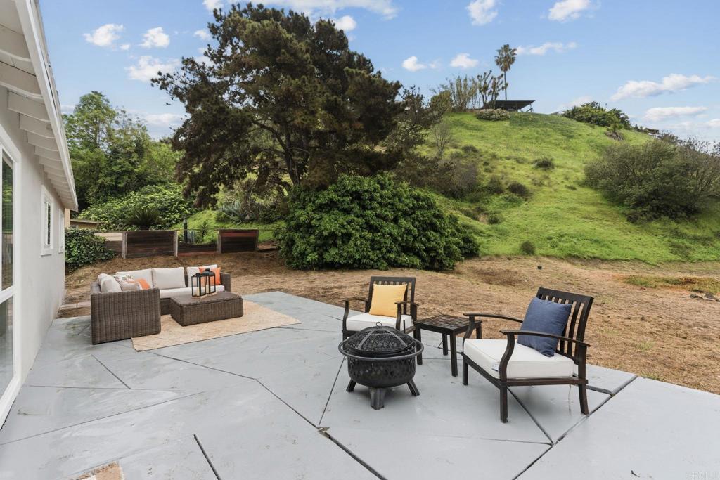 1511 Primera Street Lemon Grove, CA 91945 - Photo 11 of 31 Patio/Deck