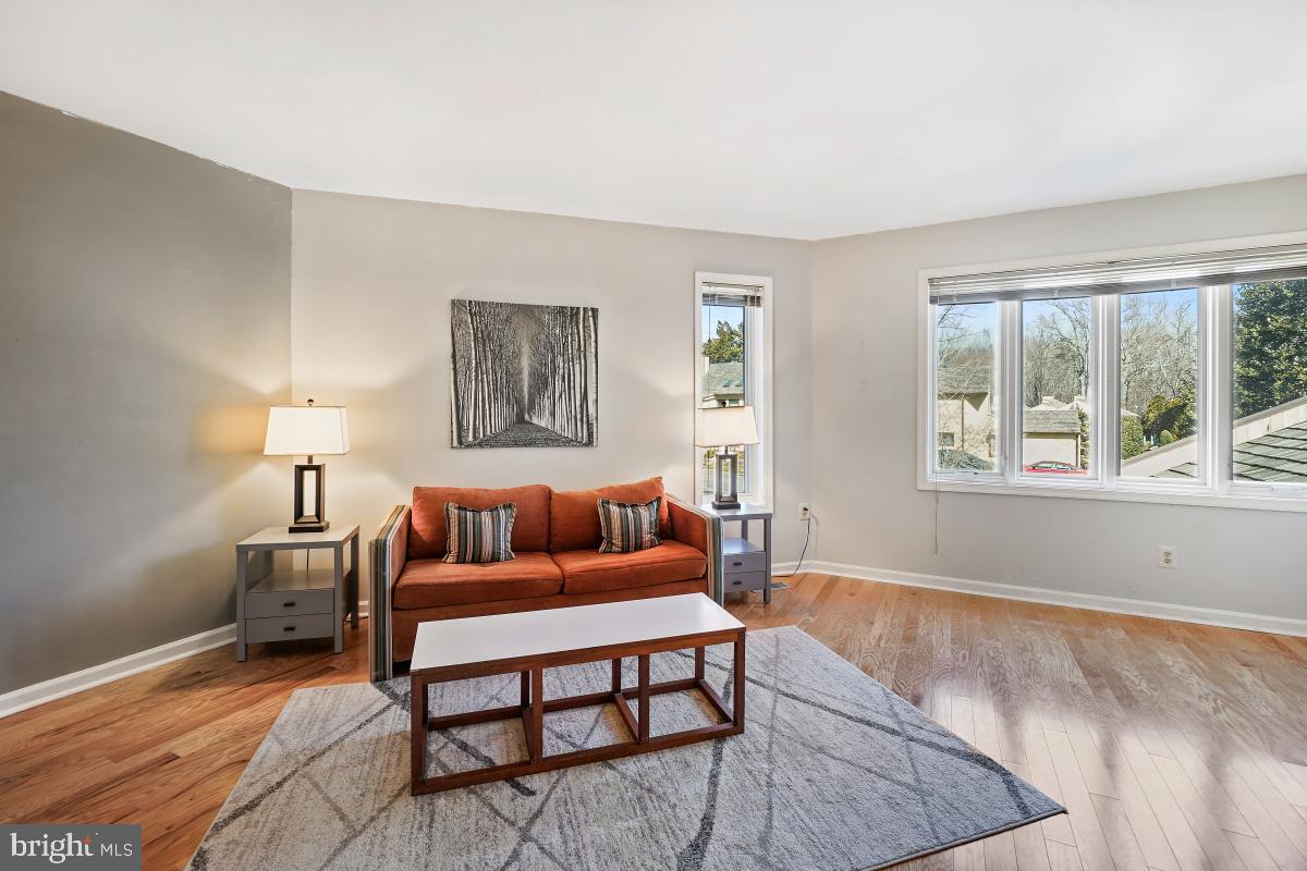 3004 Courtside Road Bowie, MD 20721 - Photo 30 of 45 a living room with furniture and a window