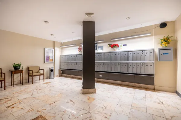$171,500 | 75 West 238th Street, Unit 2D | Kingsbridge Heights