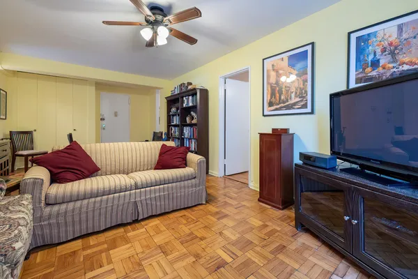 $171,500 | 75 West 238th Street, Unit 2D | Kingsbridge Heights