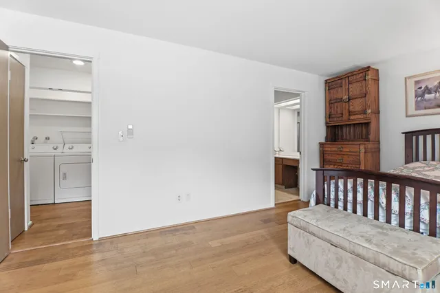 $258,888 | Undisclosed Address, Simsbury, CT 06070