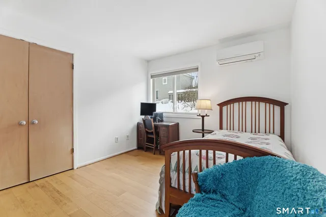 $258,888 | Undisclosed Address, Simsbury, CT 06070