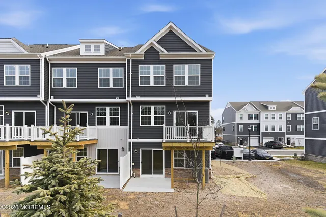 $3,500 | 17 Baybreeze Drive, Waretown, NJ 08758