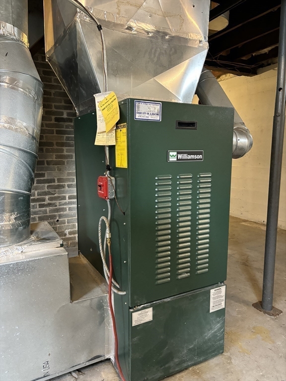 82 Prospect Street Gardner, MA 01440 - Photo 38 of 41 a view of entryway