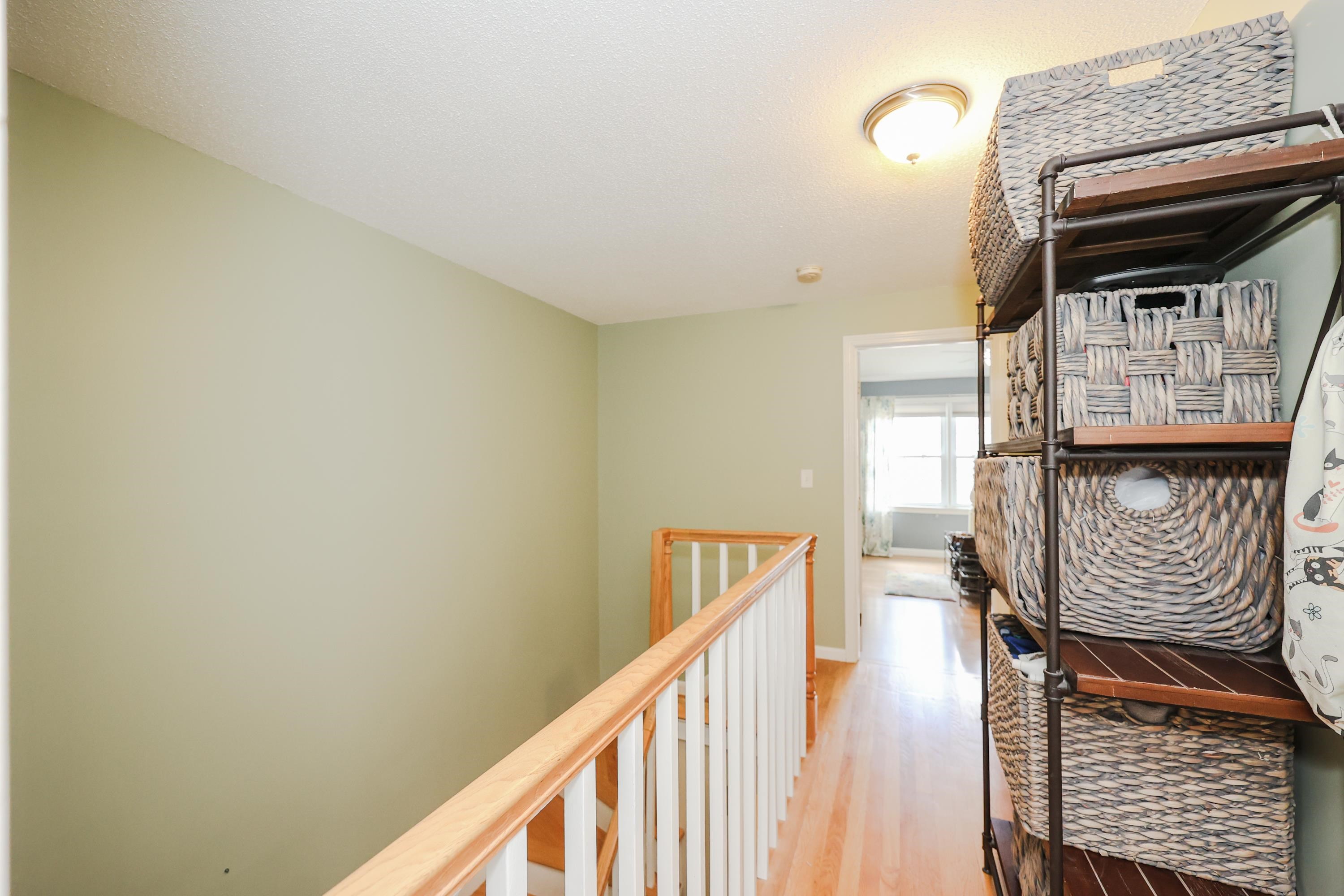 189 Winding Pond Road Londonderry, NH 03053 - Photo 20 of 36