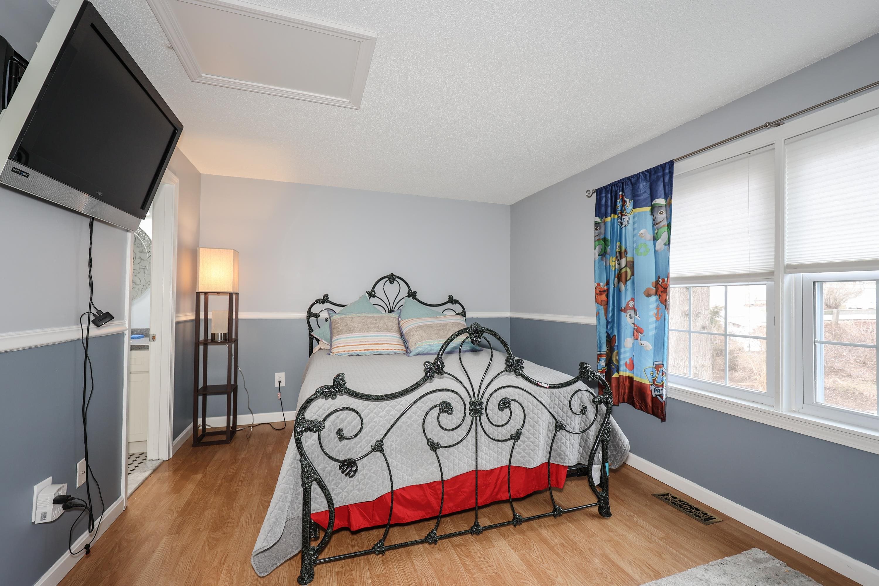 189 Winding Pond Road Londonderry, NH 03053 - Photo 24 of 36