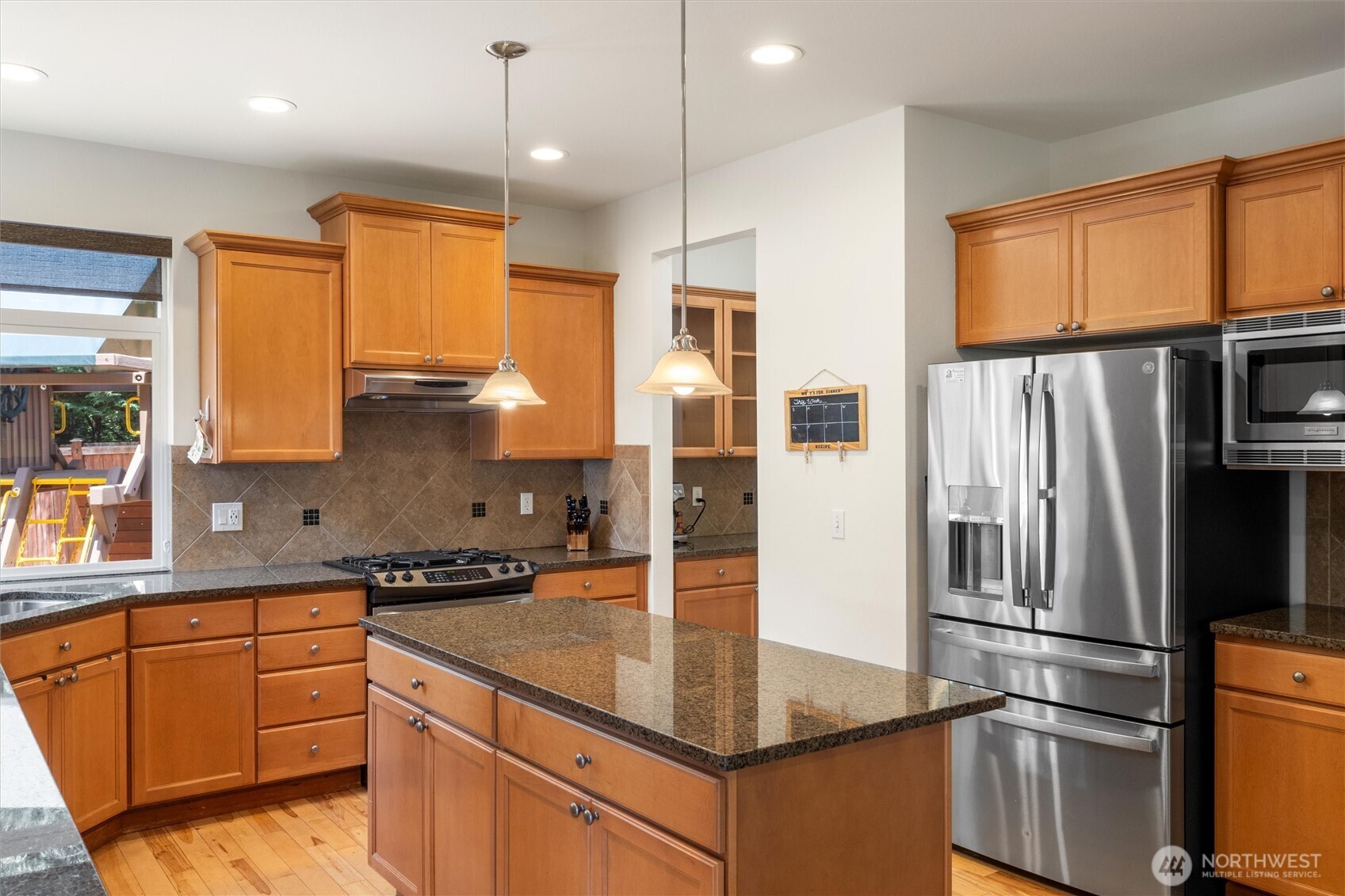 416 199th Place Southeast Bothell, WA 98012 - Photo 11 of 39