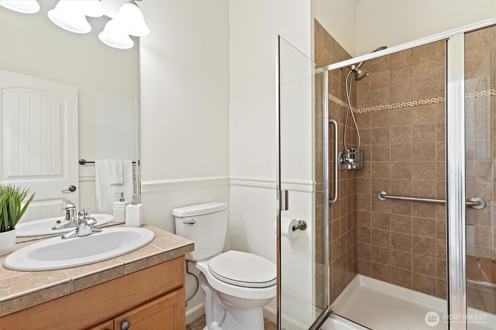 416 199th Place Southeast Bothell, WA 98012 - Photo 17 of 39