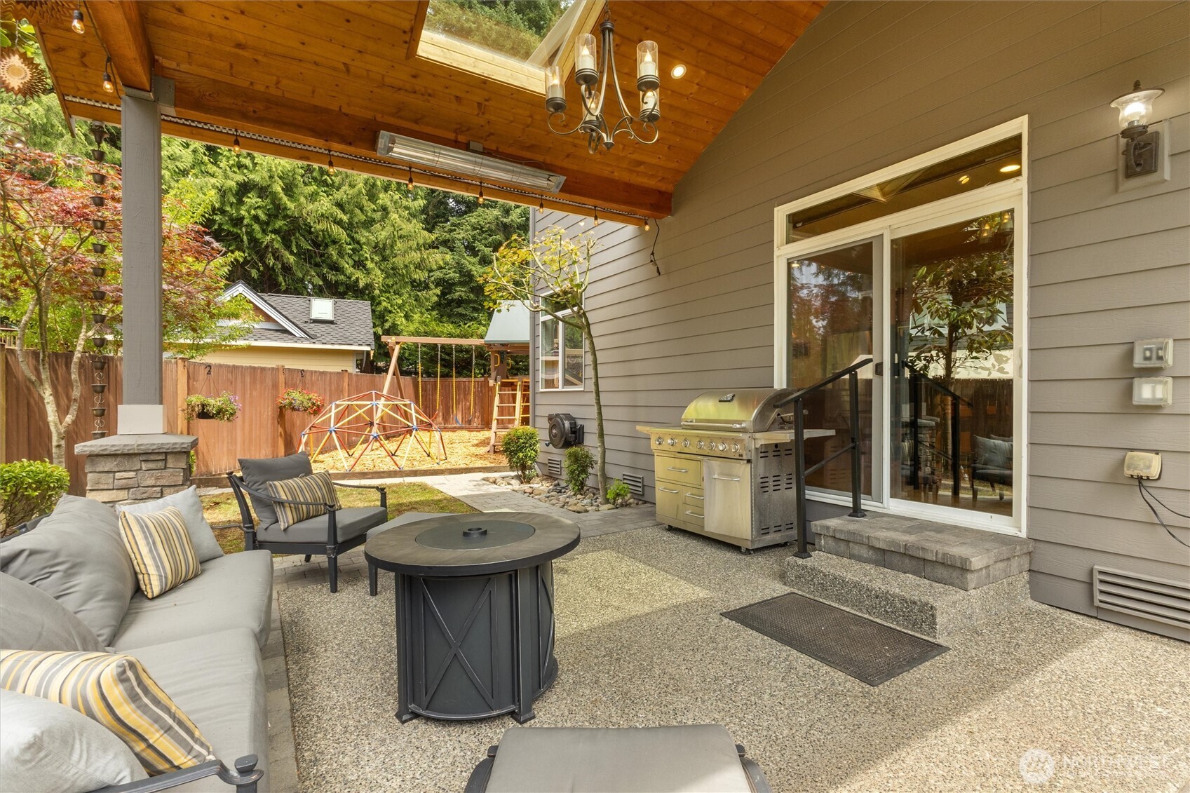 416 199th Place Southeast Bothell, WA 98012 - Photo 35 of 39
