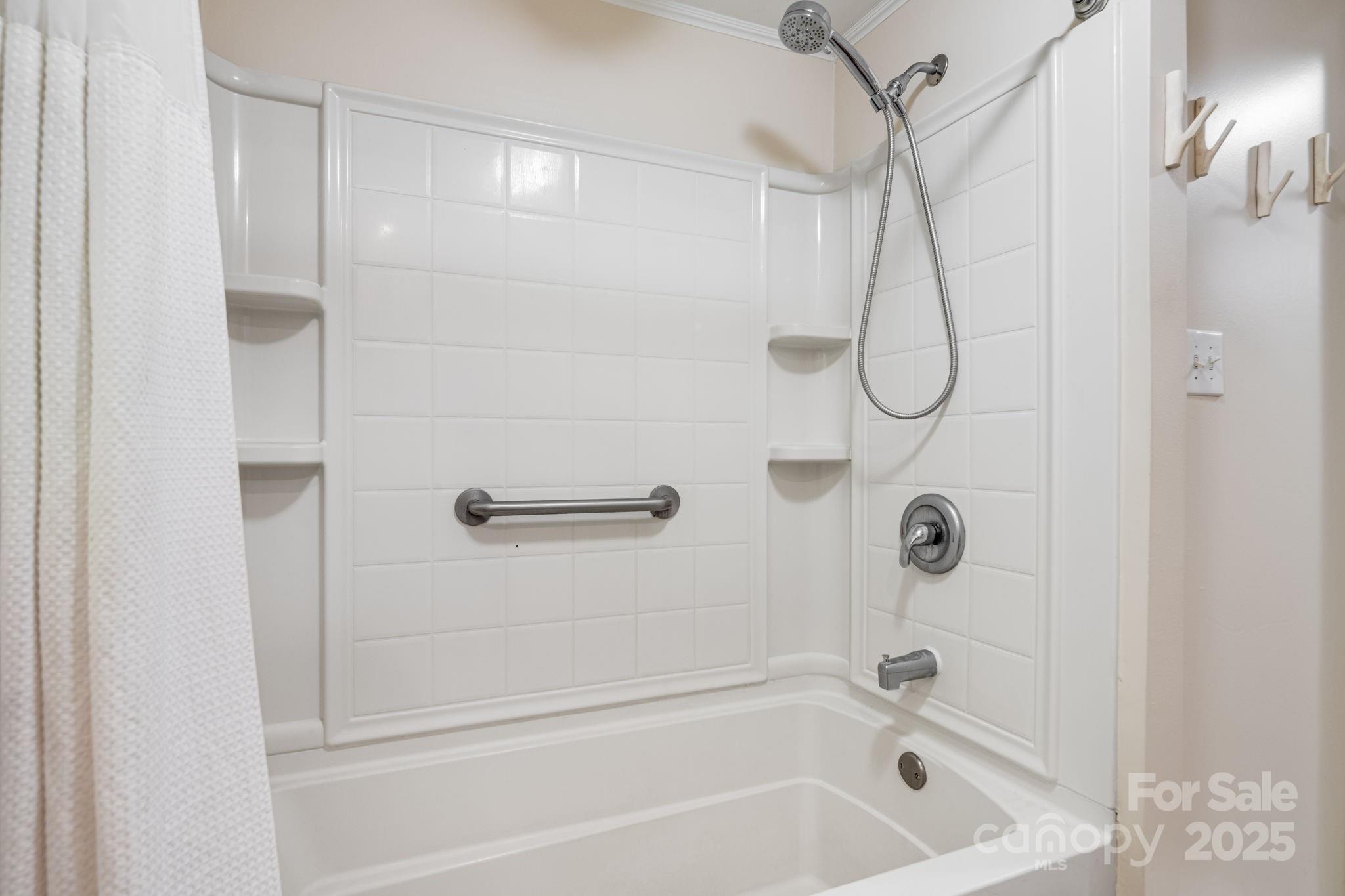 292 Beaucatcher Road Asheville, NC 28805 - Photo 20 of 27 Gallery Image 20
