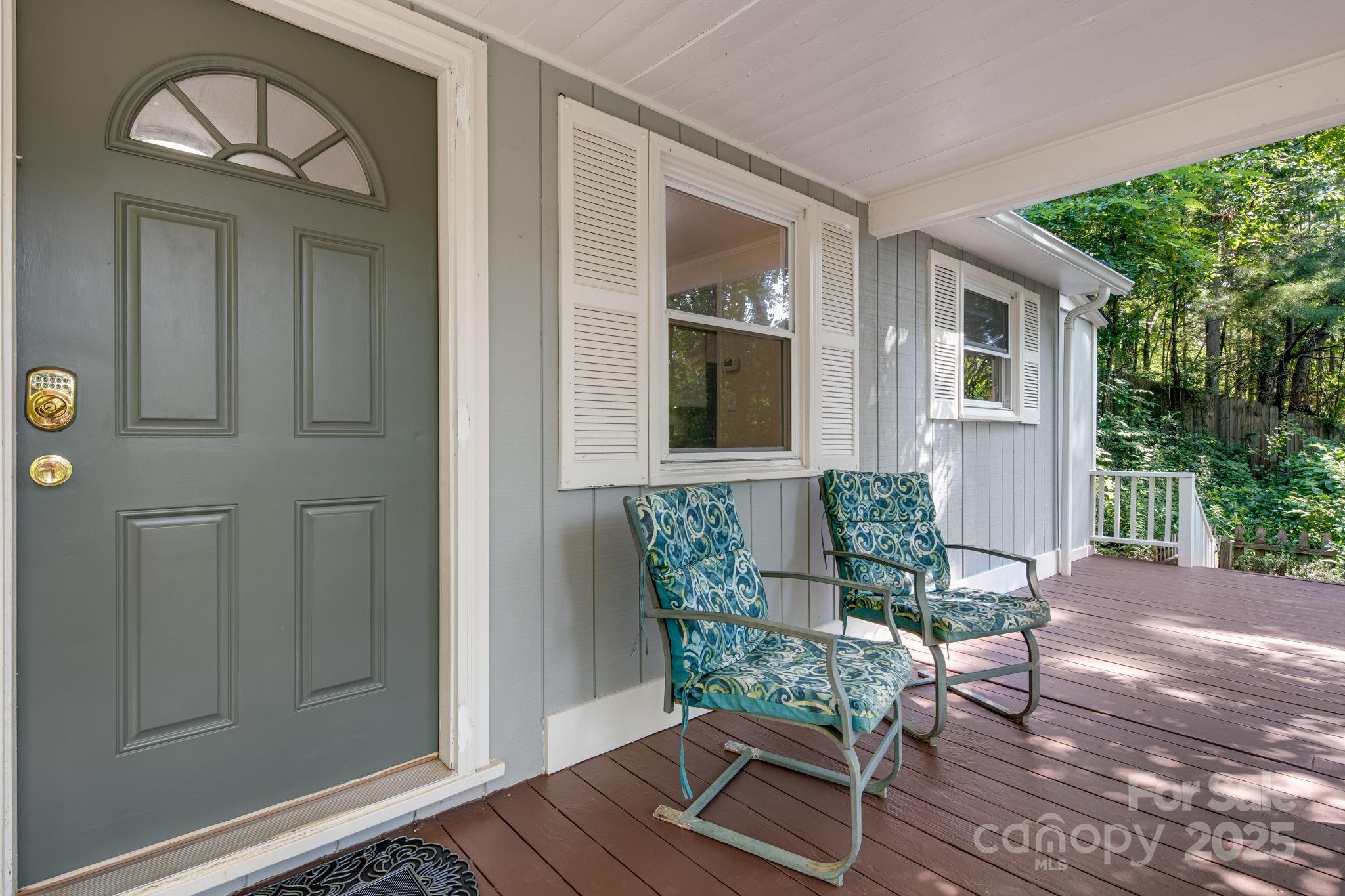 292 Beaucatcher Road Asheville, NC 28805 - Photo 4 of 27 Gallery Image 4