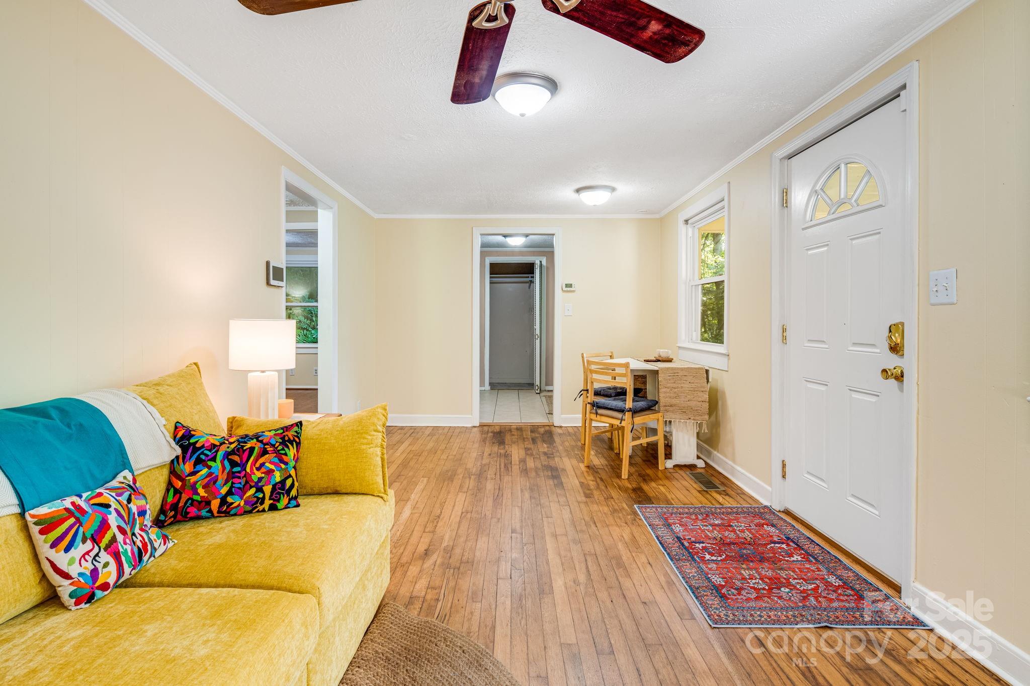 292 Beaucatcher Road Asheville, NC 28805 - Photo 6 of 27 Gallery Image 6