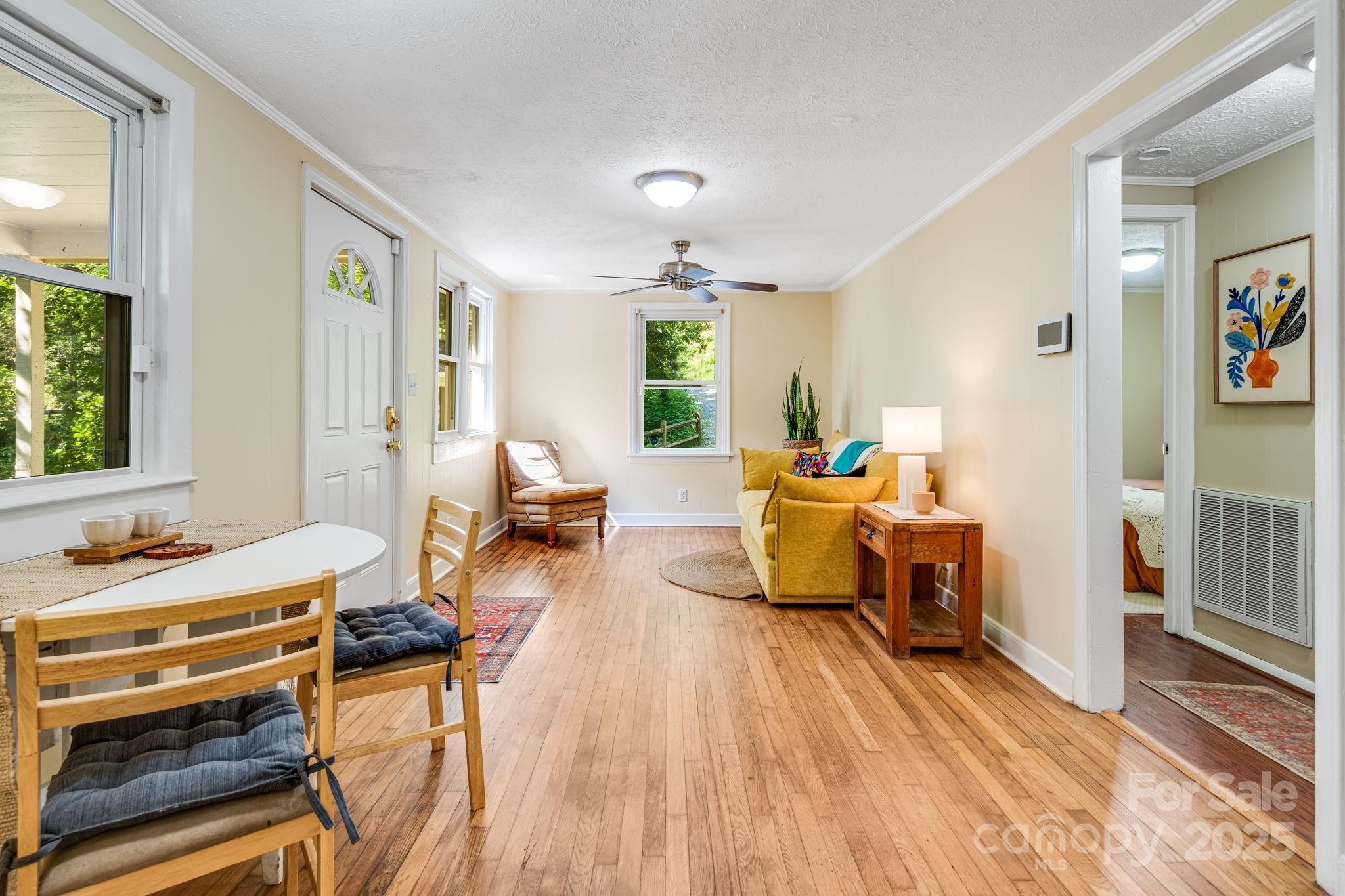292 Beaucatcher Road Asheville, NC 28805 - Photo 10 of 27 Gallery Image 10