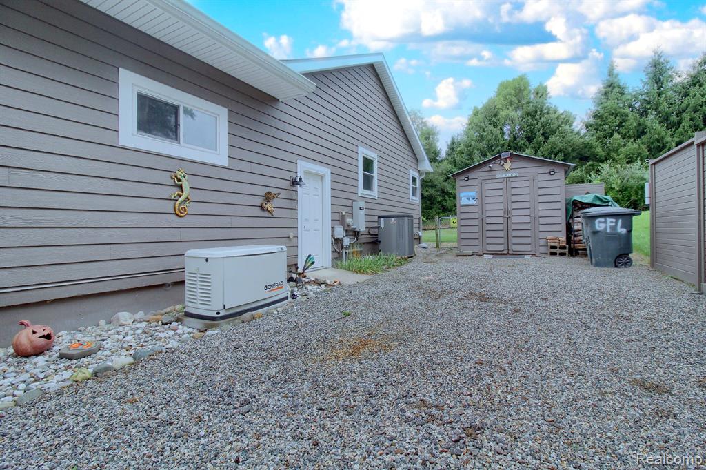 8320 Gregory Road Dexter, MI 48130 - Photo 23 of 32