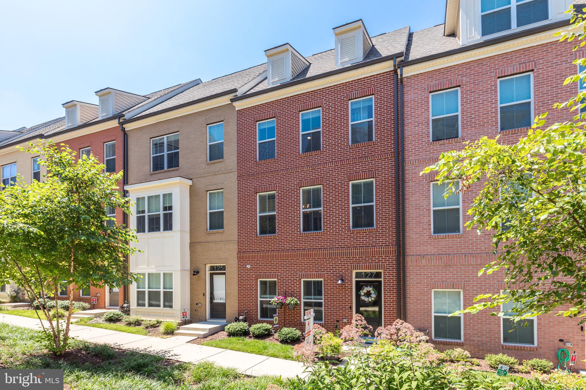 127 Kandinsky Loop Silver Spring, MD 20906 - Photo 2 of 44 Gallery Image 2