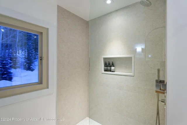 a view of an entryway with sitting area