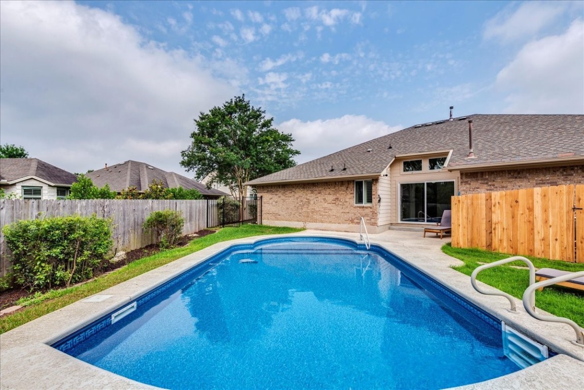 10904 Split Stone Way Austin, TX 78739 - Photo 1 of 1 Gallery Image 1