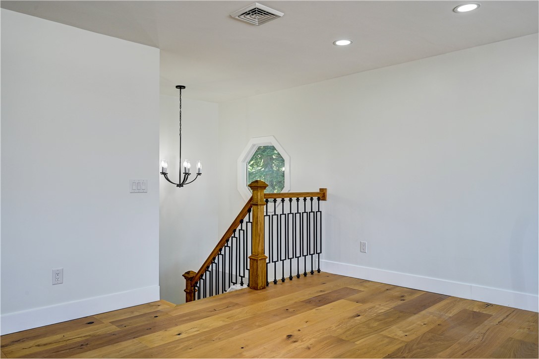 1055 Anthony Road Portsmouth, RI 02871 - Photo 20 of 45