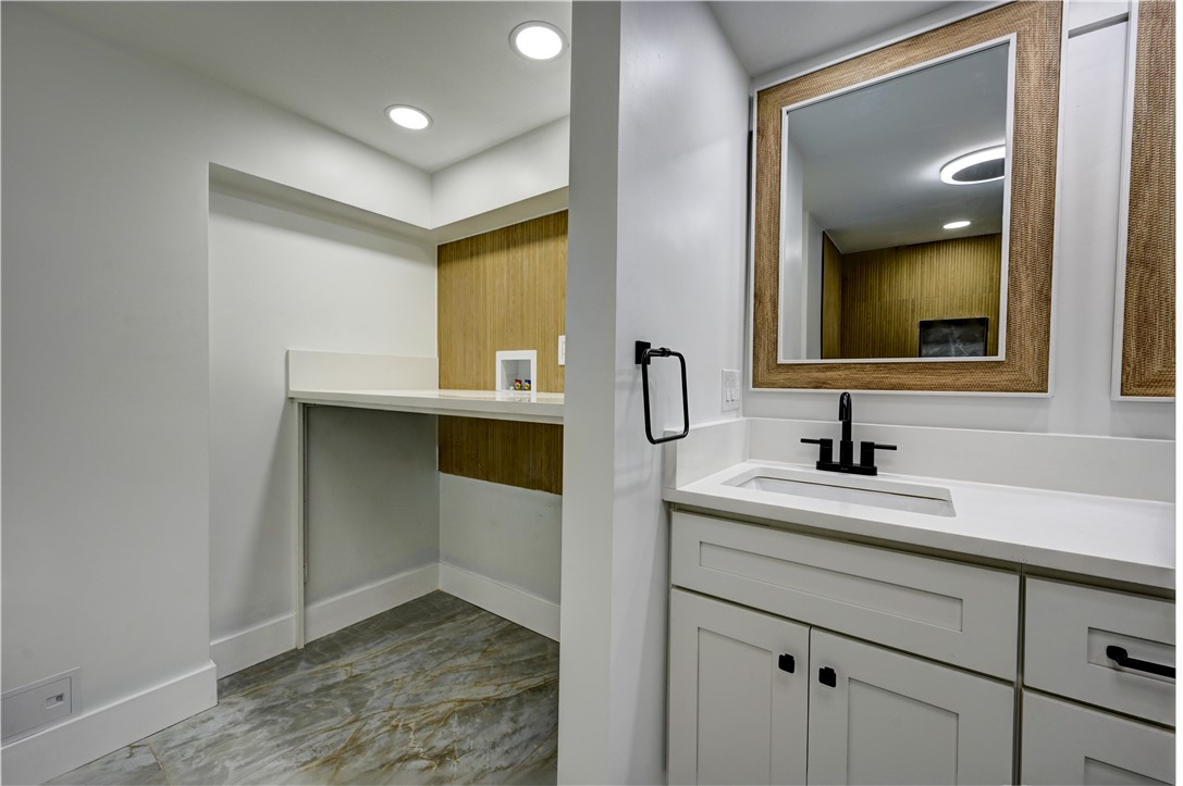 1055 Anthony Road Portsmouth, RI 02871 - Photo 32 of 45