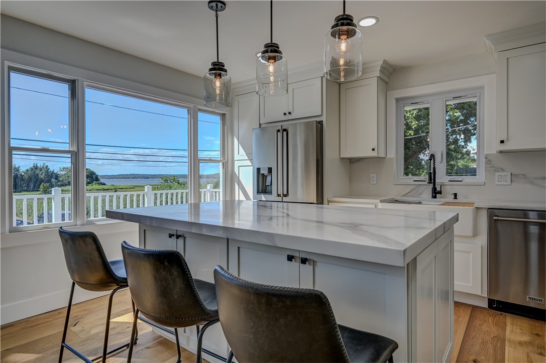 1055 Anthony Road Portsmouth, RI 02871 - Photo 7 of 45