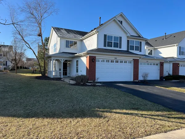 $300,000 | 380 Risen Star Lane, Unit 380, Oswego, IL 60543