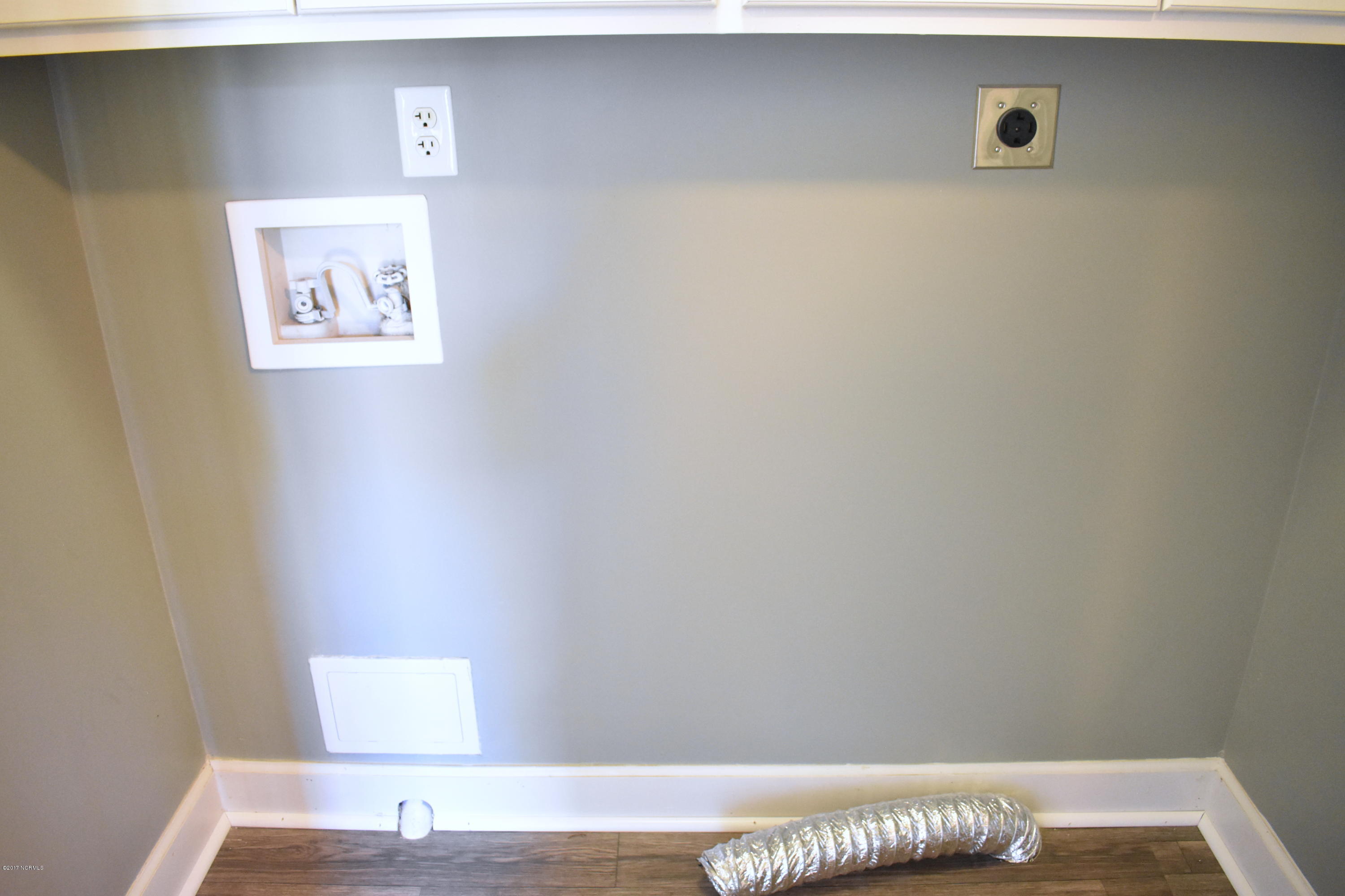 5075 Rainwater Road Lucama, NC 27851 - Photo 16 of 23 Laundry Space