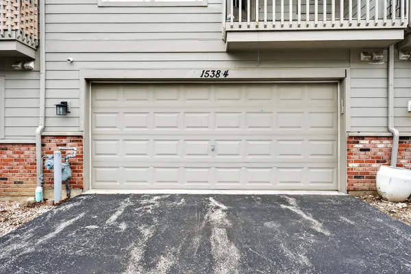 $392,500 | 1538 Bristol Lane, Unit 4, Wood Dale, IL 60191