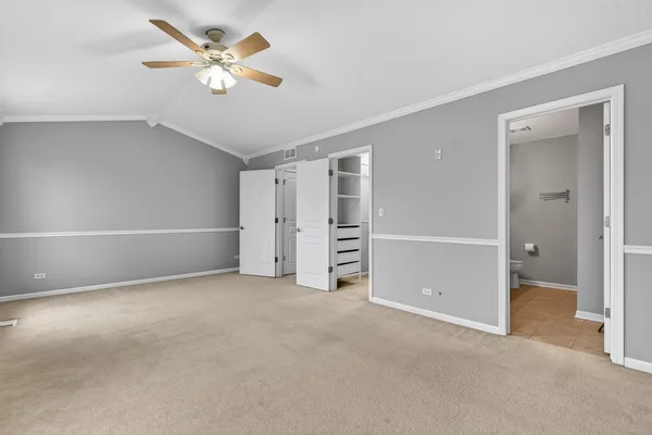 $392,500 | 1538 Bristol Lane, Unit 4, Wood Dale, IL 60191