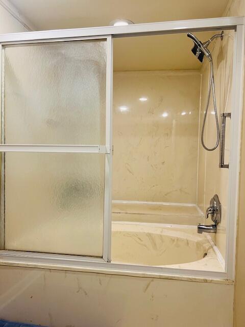 9300 Southwest 8th Street, Unit 421 Boca Raton, FL 33428 - Photo 9 of 18 Primary bathroom