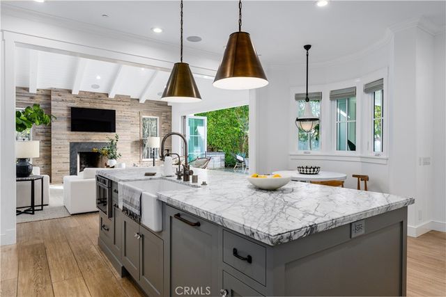 $6,250,000 | 1701 Port Margate Place, Newport Beach, CA 92660