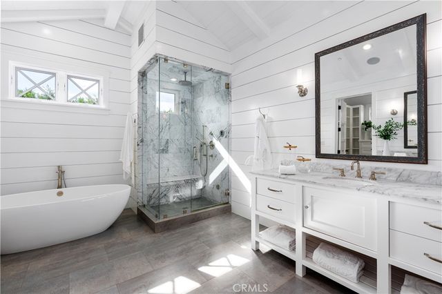 $6,250,000 | 1701 Port Margate Place, Newport Beach, CA 92660