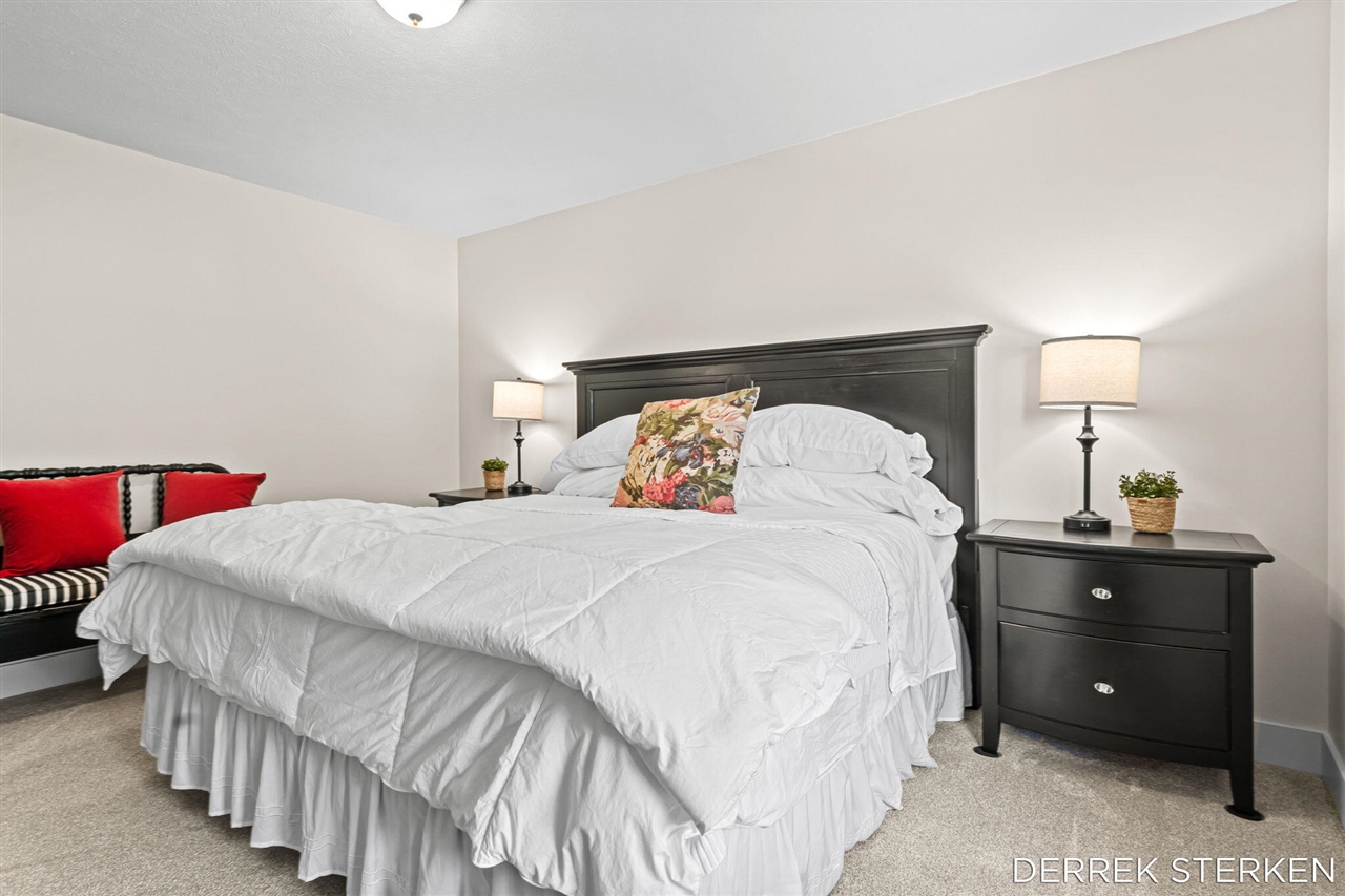 2983 Raspberry Lane Holland, MI 49424 - Photo 26 of 41