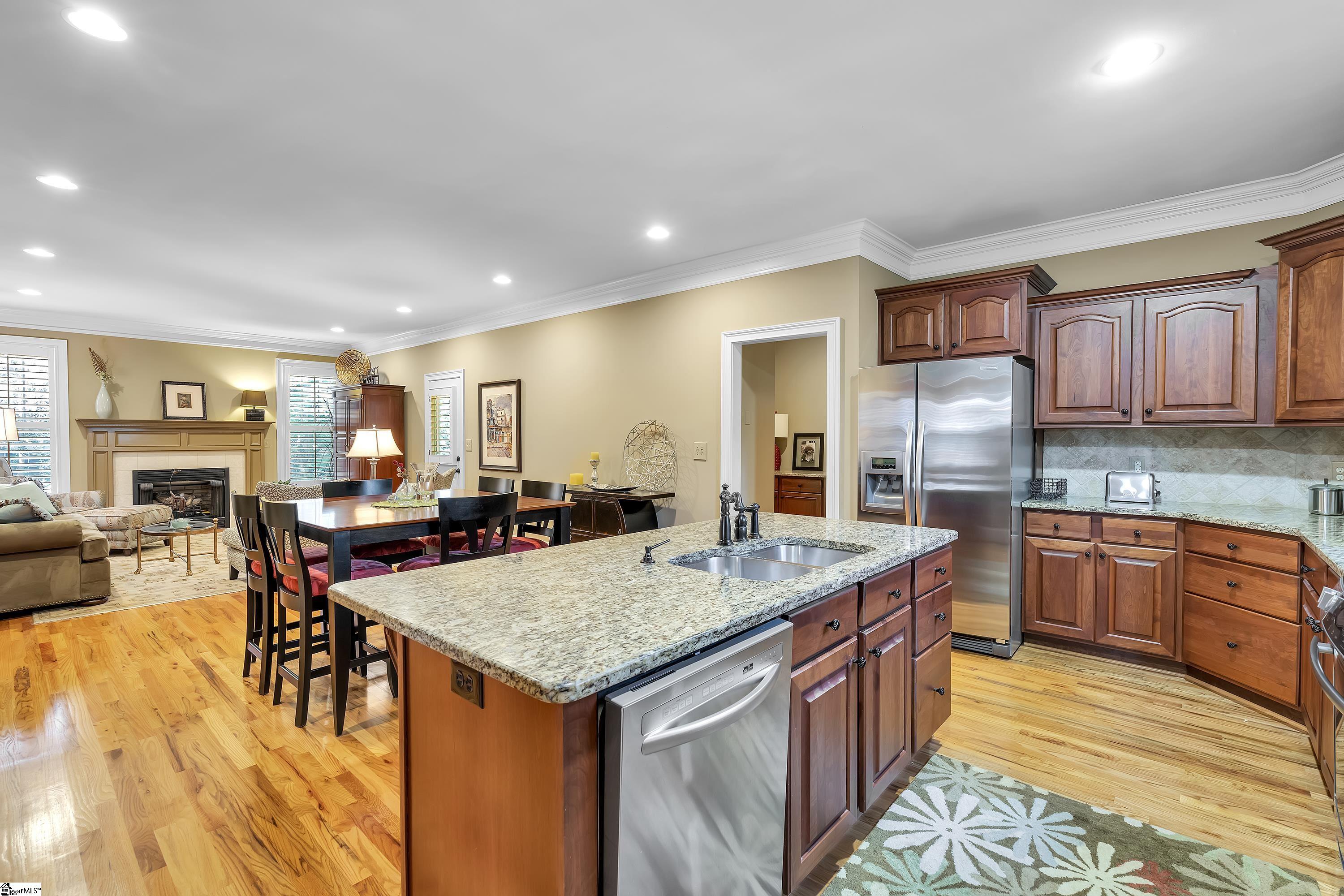 202 Bell Road Greenville, SC 29607 - Photo 6 of 29 Gallery Image 6