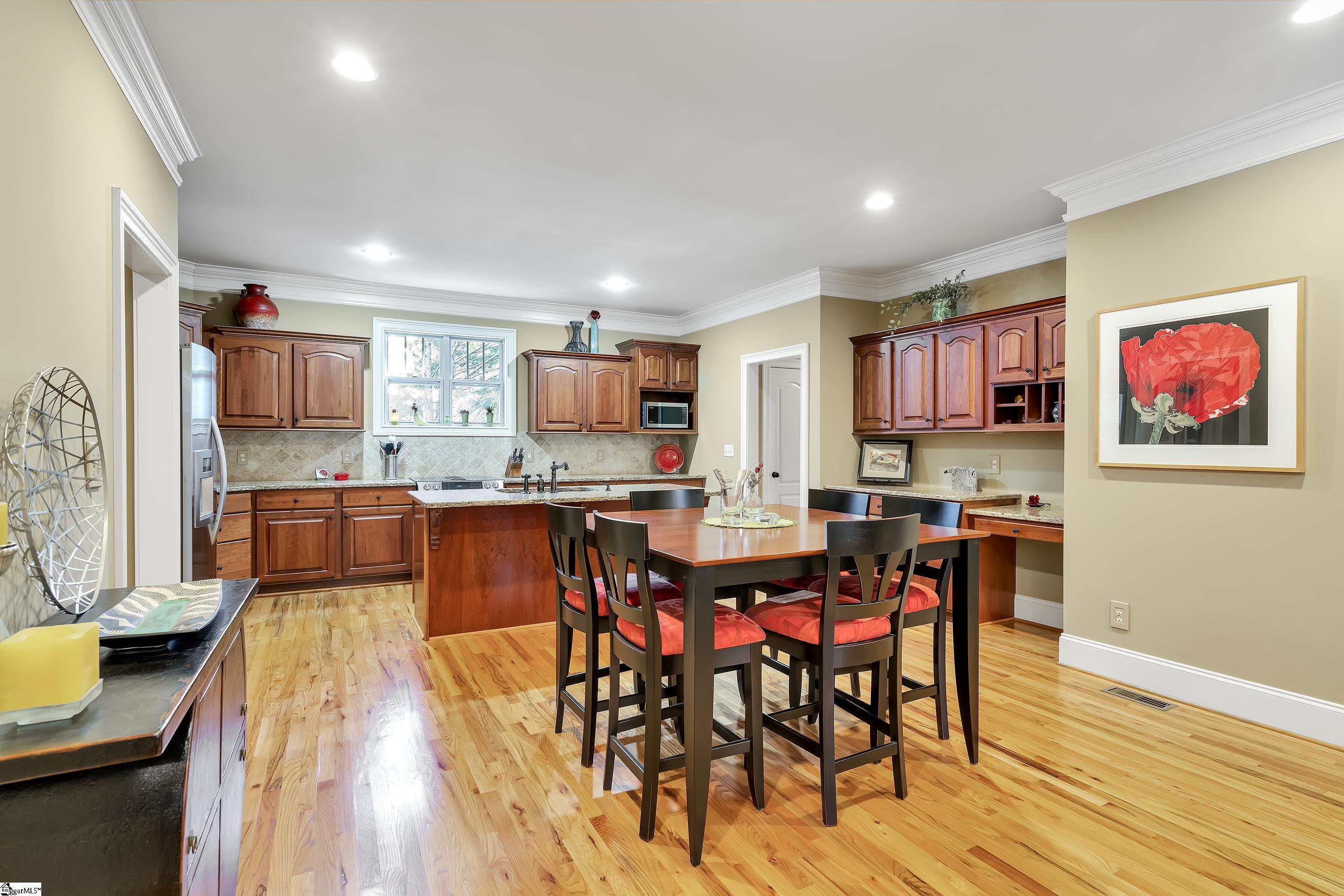 202 Bell Road Greenville, SC 29607 - Photo 7 of 29 Gallery Image 7
