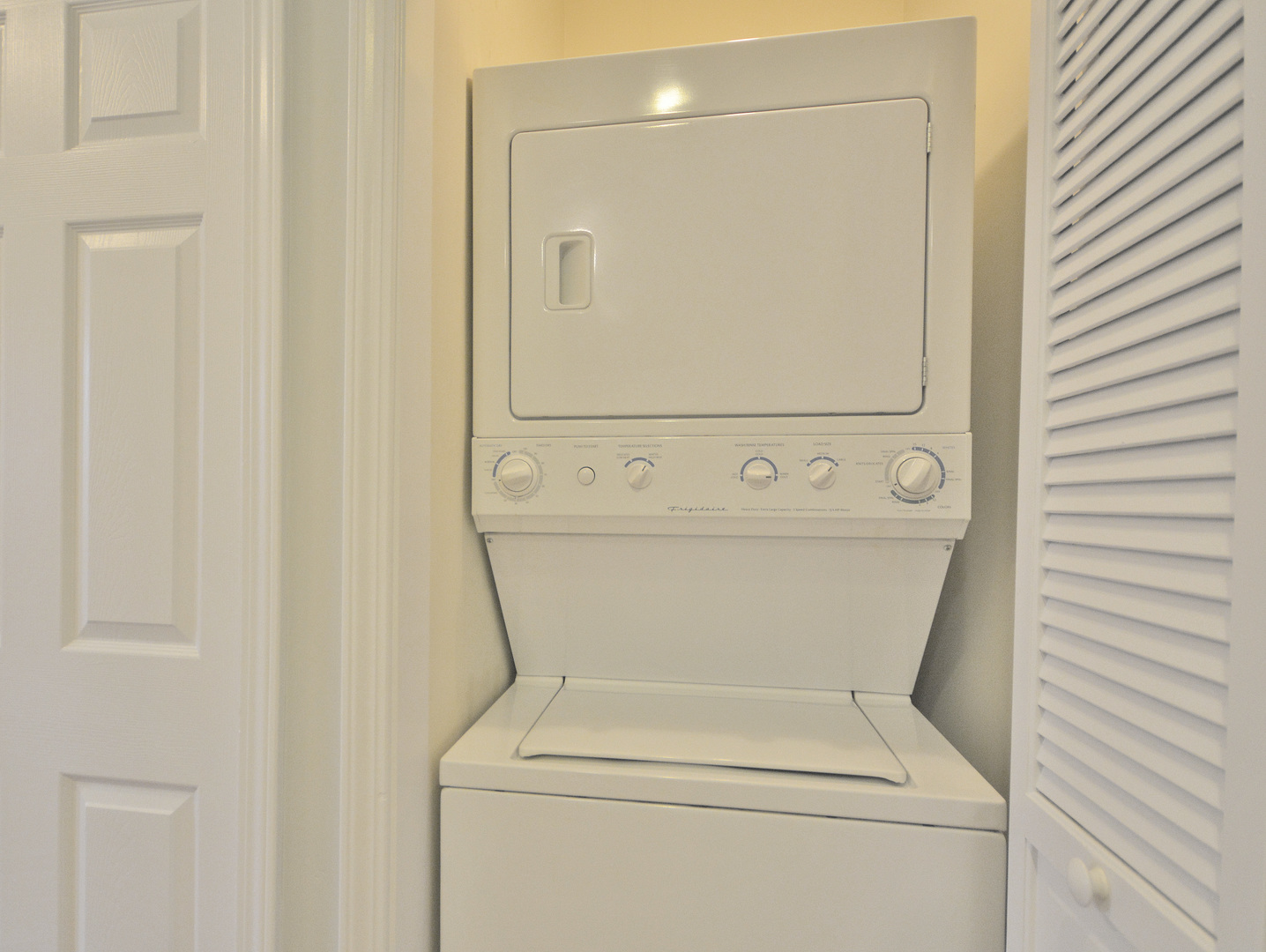 4108 North Keystone Avenue, Unit 1W Chicago, IL 60641 - Photo 10 of 15