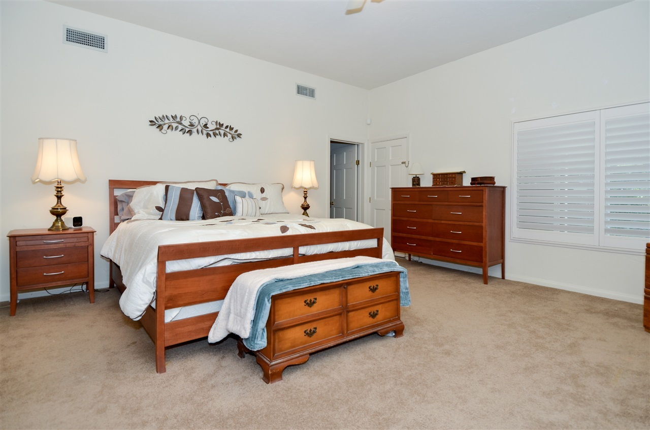 6611 Lago Corte Rancho Santa Fe, CA 92091 - Photo 12 of 24