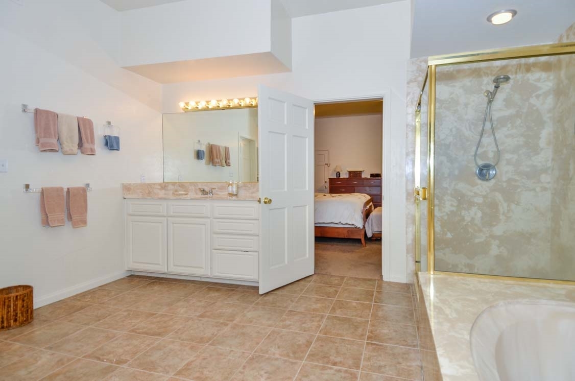 6611 Lago Corte Rancho Santa Fe, CA 92091 - Photo 18 of 24