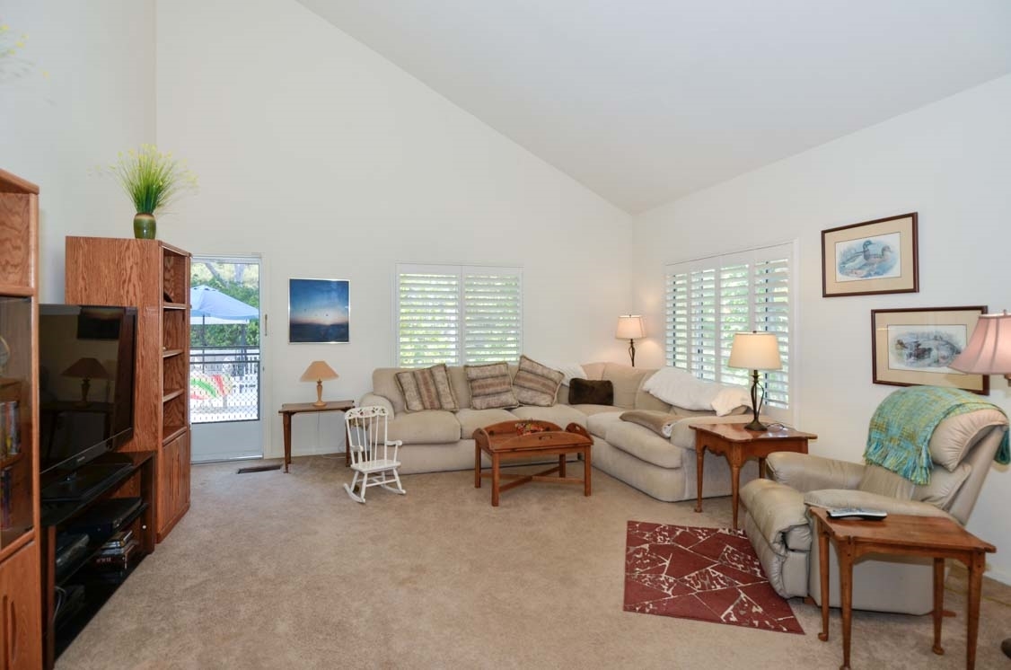 6611 Lago Corte Rancho Santa Fe, CA 92091 - Photo 5 of 24