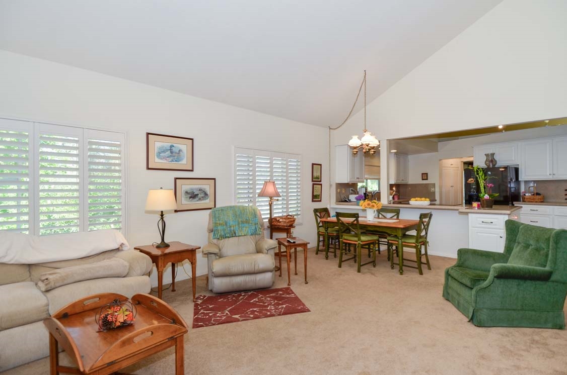 6611 Lago Corte Rancho Santa Fe, CA 92091 - Photo 6 of 24