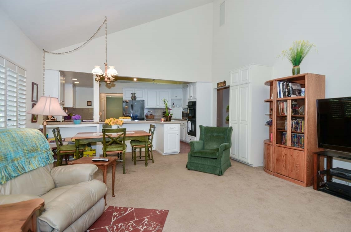 6611 Lago Corte Rancho Santa Fe, CA 92091 - Photo 7 of 24