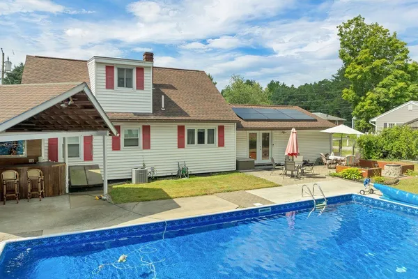 $499,000 | 7 Donna Street, Nashua, NH 03060